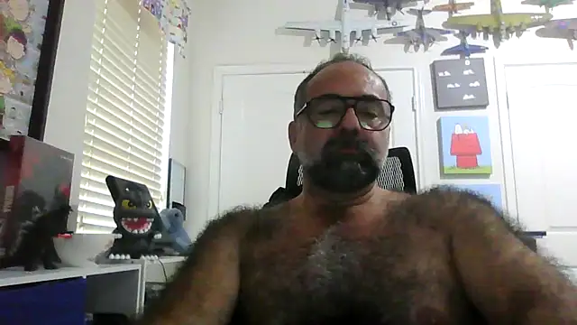 Snapshot of chainjulious chatting on October 16, 4:15 pm chainjulious online show from October 16, 4:15 pm