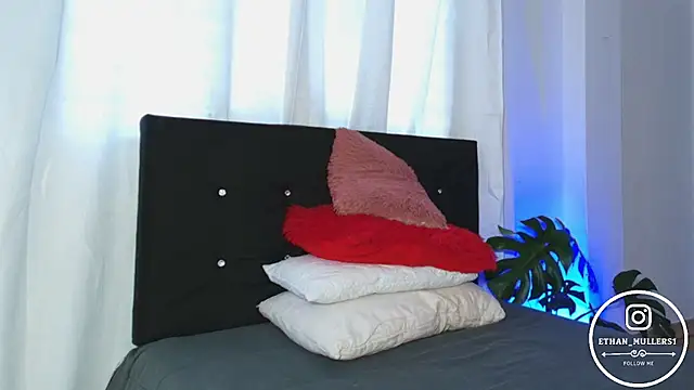 Ethan mullers online show from May 22, 11:26 am
