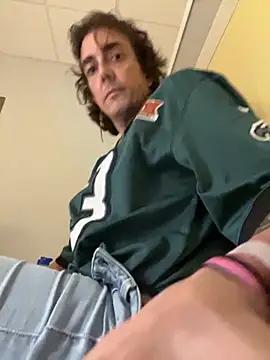 lookin4excitement23 online show from September 27, 10:46 am