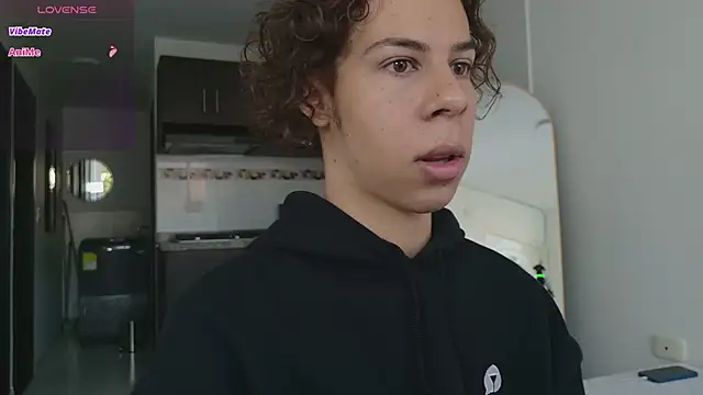 grey   27 online show from February 4, 12:11 pm