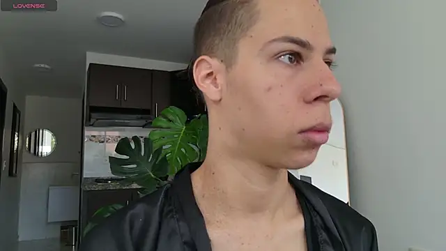 grey   27 online show from October 5, 12:31 pm