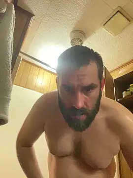 Snapshot of bigJohnson223 chatting on January 6, 7:20 am bigJohnson223 online show from January 6, 7:20 am