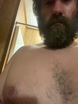 Snapshot of bigJohnson223 chatting on December 14, 7:07 am bigJohnson223 online show from December 14, 7:07 am