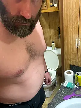 Snapshot of bigJohnson223 chatting on September 28, 3:26 am bigJohnson223 online show from September 28, 3:26 am