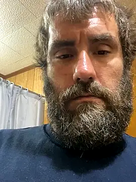 Snapshot of bigJohnson223 chatting on September 29, 4:44 am bigJohnson223 online show from September 29, 4:44 am