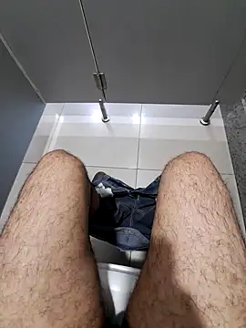 Snapshot of johny_69d@xh chatting on January 16, 9:05 am johny 69dxh online show from January 16, 9:05 am