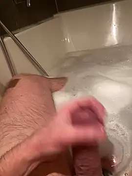 LivingLegend1978 online show from January 23, 7:40 pm