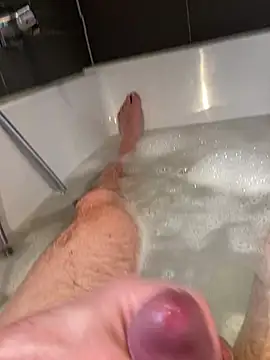 LivingLegend1978 online show from February 28, 8:53 am