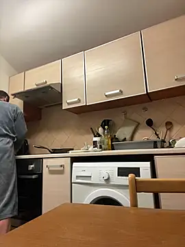 Snapshot of Yourhotboy_42 chatting on March 14, 9:10 pm Yourhotboy 42 online show from March 14, 9:10 pm