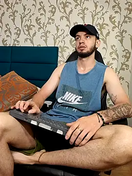 Michael magno online show from May 4, 7:32 am