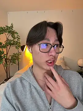 SrLuis18 online show from September 15, 10:22 pm