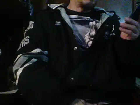 mrdemoncrowly online show from December 7, 8:33 am