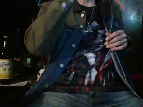 mrdemoncrowly online show from February 8, 8:20 am