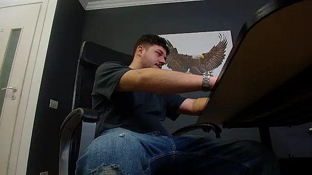 Snapshot of JoshKnights chatting on February 15, 5:19 am JoshKnights online show from February 15, 5:19 am