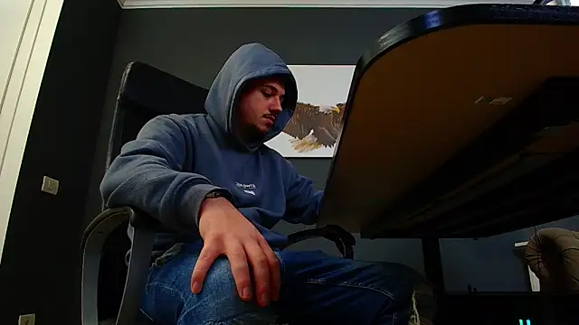 Snapshot of JoshKnights chatting on February 27, 5:34 am JoshKnights online show from February 27, 5:34 am