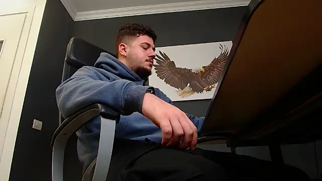 Snapshot of JoshKnights chatting on January 10, 6:42 am JoshKnights online show from January 10, 6:42 am