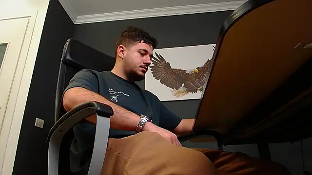 Snapshot of JoshKnights chatting on December 19, 5:40 am JoshKnights online show from December 19, 5:40 am