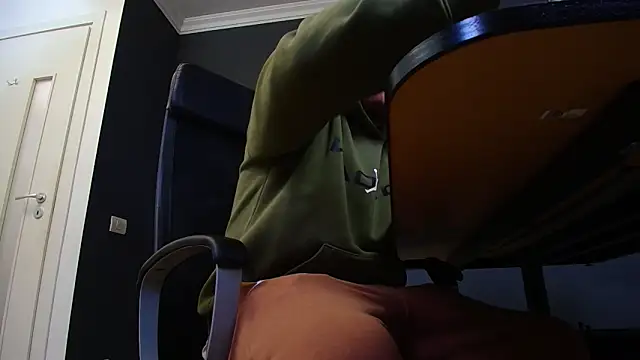 Snapshot of JoshKnights chatting on March 14, 5:48 am JoshKnights online show from March 14, 5:48 am