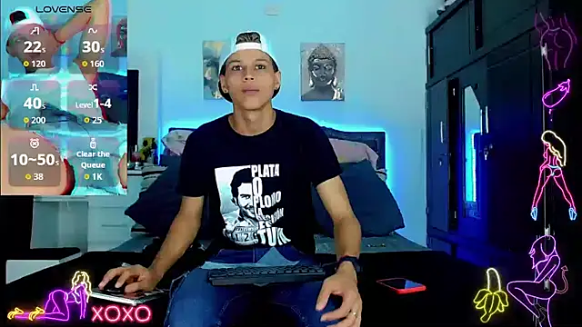 Snapshot of Liamscott_ chatting on September 26, 9:34 pm Liamscott  online show from September 26, 9:34 pm