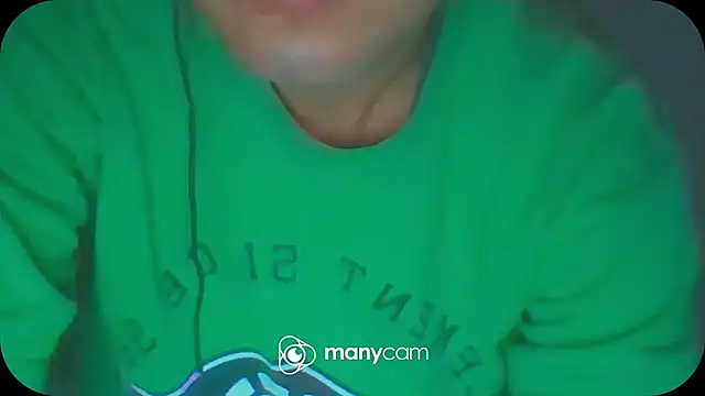 Snapshot of Yeye25199 chatting on March 3, 12:43 pm Yeye25199 online show from March 3, 12:43 pm