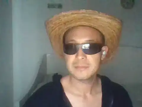 Snapshot of Yeye25199 chatting on February 19, 2:23 pm Yeye25199 online show from February 19, 2:23 pm