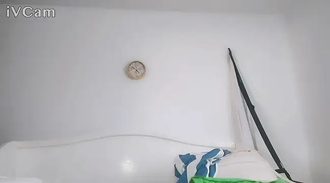 Snapshot of Yeye25199 chatting on December 24, 2:23 pm Yeye25199 online show from December 24, 2:23 pm