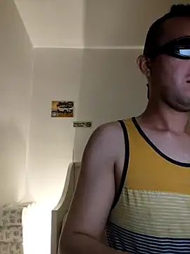 Snapshot of Yeye25199 chatting on March 2, 6:05 am Yeye25199 online show from March 2, 6:05 am