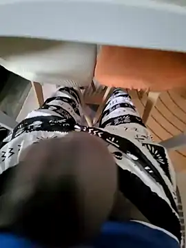 no1belike1 online show from February 1, 10:36 am