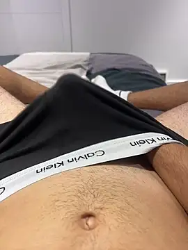 Snapshot of h0rnyguy001 chatting on September 30, 10:02 pm h0rnyguy001 online show from September 30, 10:02 pm