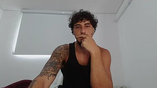 milkoffe online show from February 26, 1:56 pm