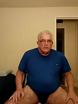 Snapshot of ShoreCock chatting on January 24, 11:23 pm ShoreCock online show from January 24, 11:23 pm