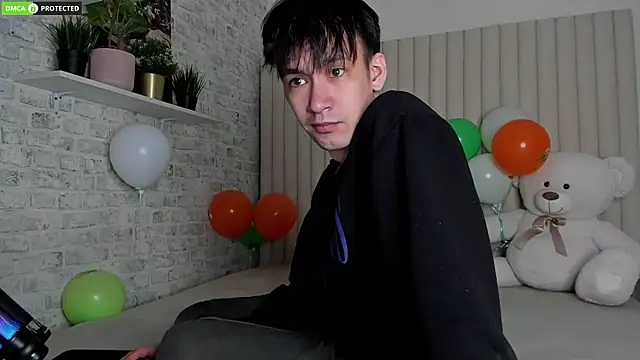 CalvinOwens online show from March 15, 3:29 am