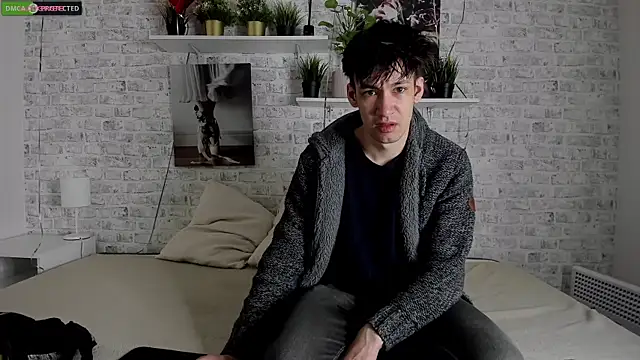 CalvinOwens online show from March 10, 3:23 am