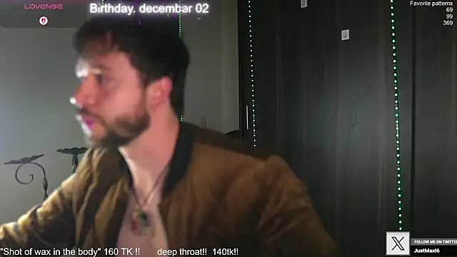 just maxii online show from November 22, 11:04 pm