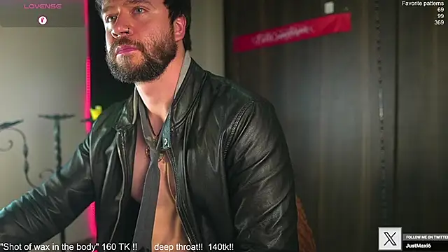 just maxii online show from December 4, 1:23 am