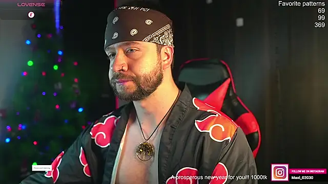 just maxii online show from January 13, 12:59 am