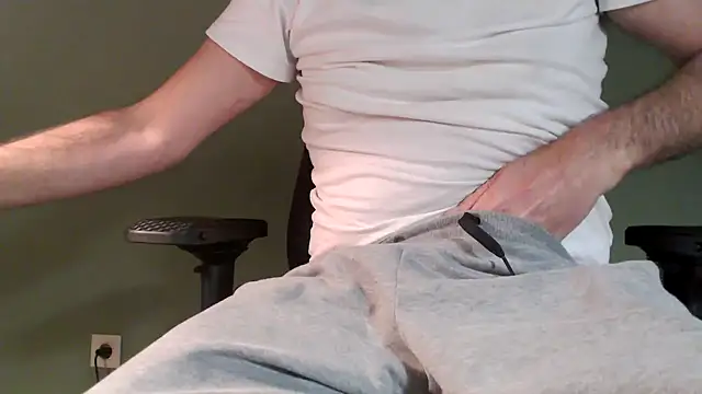 juanpalmox online show from December 4, 7:34 pm