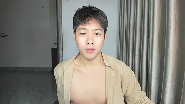 Snapshot of Oliver_Nl chatting on February 24, 4:16 am Oliver Nl online show from February 24, 4:16 am