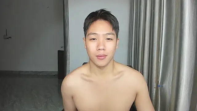 Snapshot of Oliver_Nl chatting on December 11, 4:05 pm Oliver Nl online show from December 11, 4:05 pm