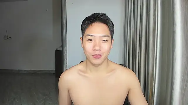 Snapshot of Oliver_Nl chatting on January 19, 4:04 pm Oliver Nl online show from January 19, 4:04 pm