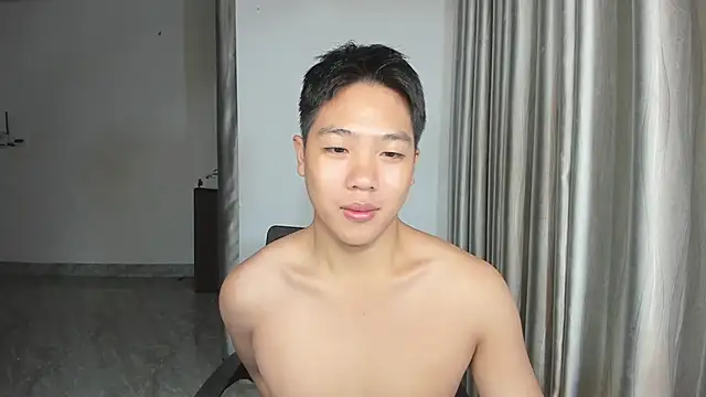 Snapshot of Oliver_Nl chatting on January 12, 3:28 am Oliver Nl online show from January 12, 3:28 am