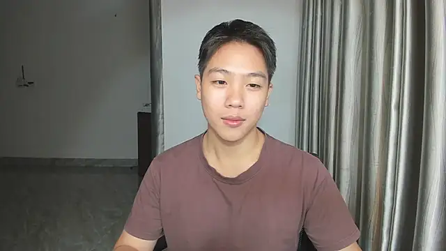 Snapshot of Oliver_Nl chatting on December 6, 4:38 pm Oliver Nl online show from December 6, 4:38 pm