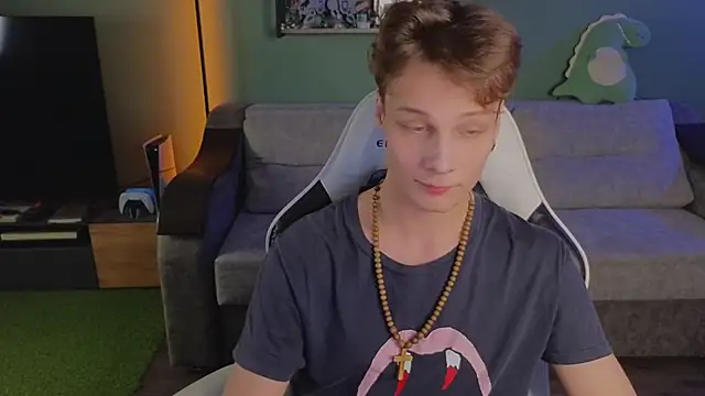 TeddyLiLboy online show from November 14, 5:14 pm