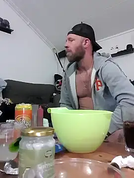 eltoulou online show from December 12, 2:44 pm