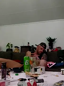 eltoulou online show from March 11, 11:04 pm