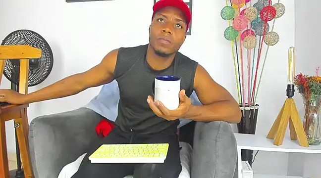 bigcock latin1 online show from February 3, 2:47 am