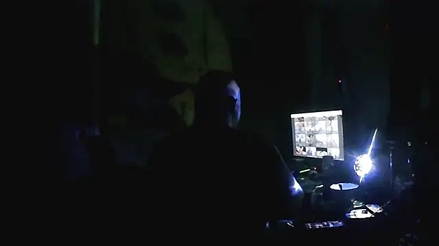 perversalus online show from May 9, 1:17 am