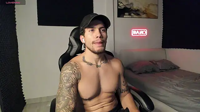 LucianSinclair online show from January 9, 3:01 am