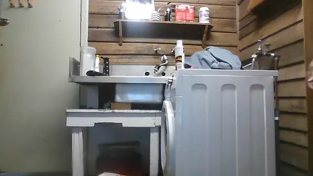 aussiecockpumper769 online show from November 12, 6:30 am