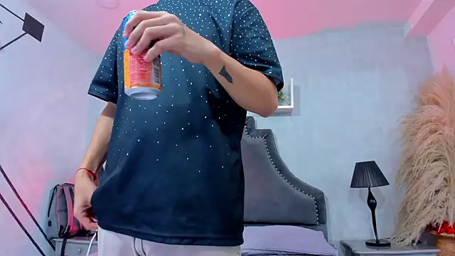 AgarEvans online show from April 20, 6:16 am